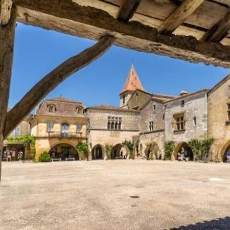 Maison Medievale Climatisee Avec Jardin Monpazier Eksteriør billede